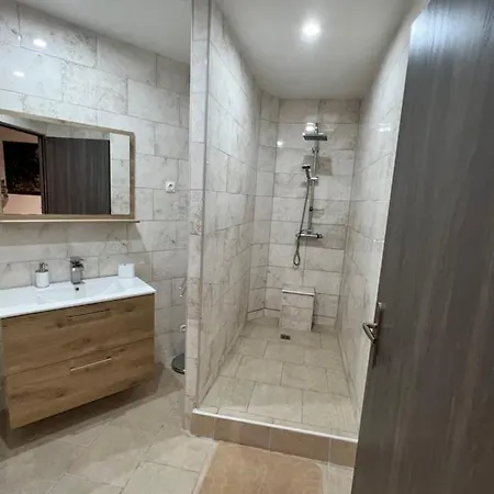 Maison De Vacances A 2km De La Mer *